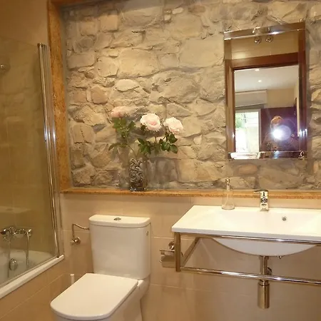 Arcos Del Esva لواركا